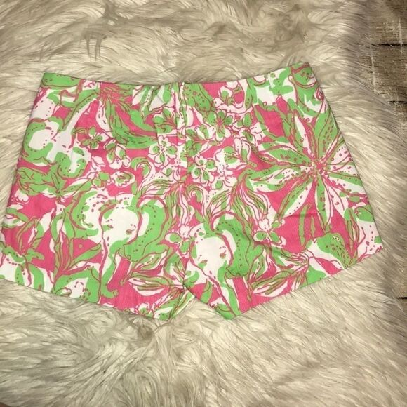 Lilly Pulitzer Liza Shorts Hotty Pink - Picture 2 of 7